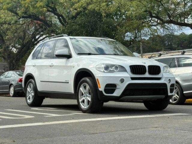 Белый БМВ Х5, объемом двигателя 3 л и пробегом 80 тыс. км за 13800 $, фото 2 на Automoto.ua