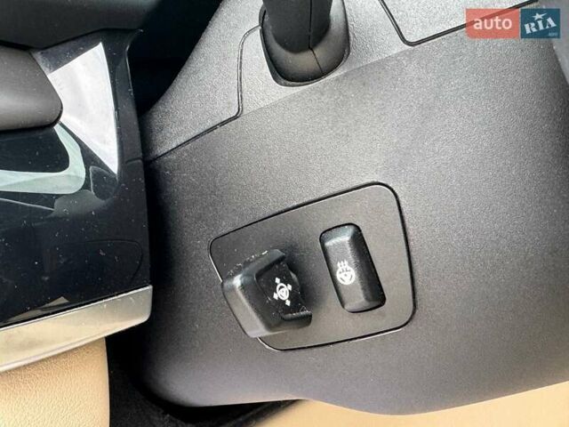 БМВ Х5 2013 в Львове на Automoto.ua Белый БМВ Х5, объемом двигателя 3 л и пробегом 150 тыс. км за 25300 $, фото 12 на Automoto.ua