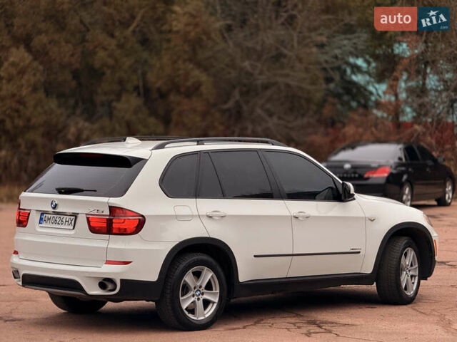 Білий БМВ Х5, об'ємом двигуна 2.98 л та пробігом 234 тис. км за 14800 $, фото 4 на Automoto.ua