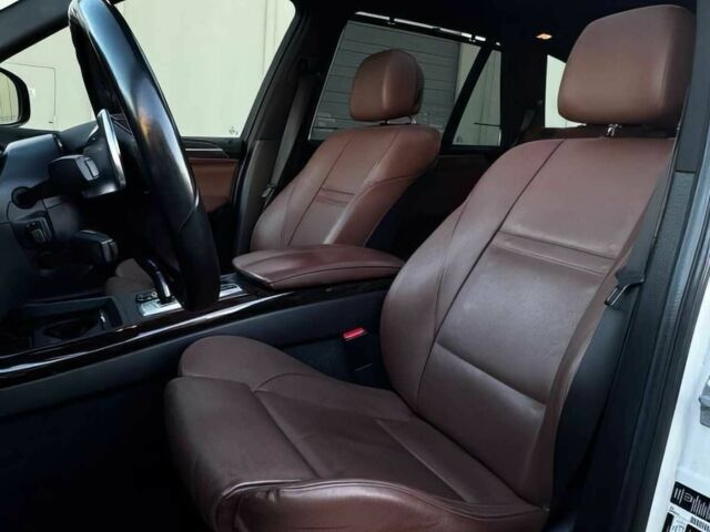 БМВ Х5 2013 в Львове на Automoto.ua Белый БМВ Х5, объемом двигателя 3 л и пробегом 83 тыс. км за 3000 $, фото 9 на Automoto.ua