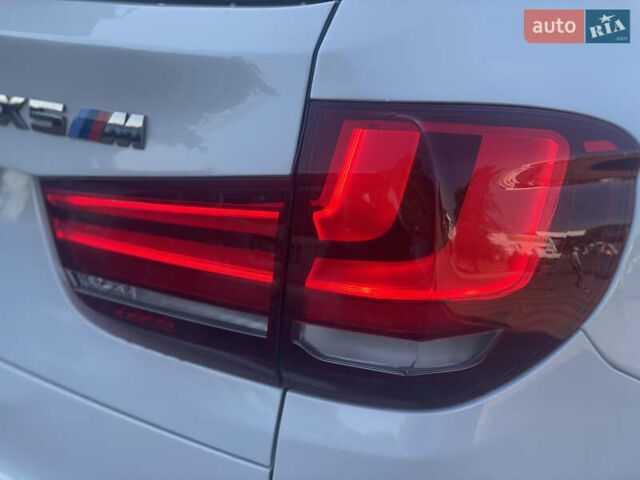 Білий БМВ Х5, об'ємом двигуна 2.98 л та пробігом 220 тис. км за 25500 $, фото 18 на Automoto.ua