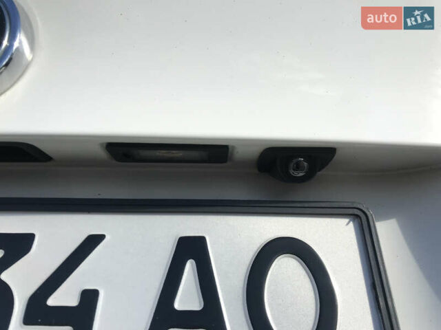 Білий БМВ Х5, об'ємом двигуна 3 л та пробігом 280 тис. км за 17900 $, фото 11 на Automoto.ua