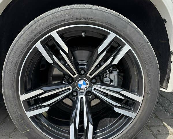 Білий БМВ Х5, об'ємом двигуна 3 л та пробігом 125 тис. км за 27800 $, фото 18 на Automoto.ua