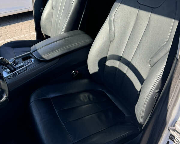 Белый БМВ Х5, объемом двигателя 2.98 л и пробегом 159 тыс. км за 20300 $, фото 27 на Automoto.ua