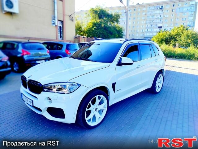 Белый БМВ Х5, объемом двигателя 3 л и пробегом 170 тыс. км за 21000 $, фото 3 на Automoto.ua