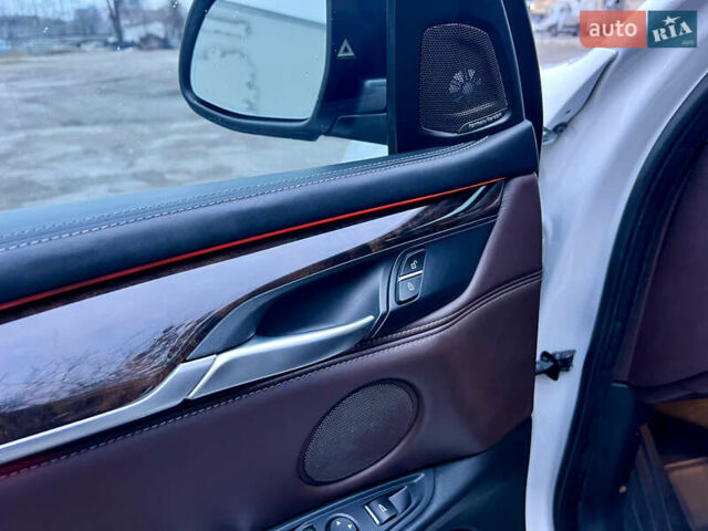 Белый БМВ Х5, объемом двигателя 2.99 л и пробегом 187 тыс. км за 25500 $, фото 42 на Automoto.ua