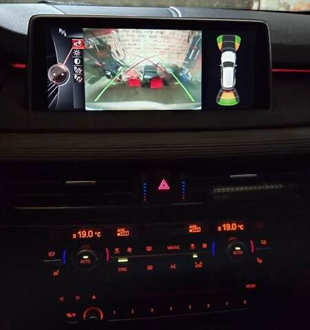 Белый БМВ Х5, объемом двигателя 2.98 л и пробегом 168 тыс. км за 26000 $, фото 5 на Automoto.ua