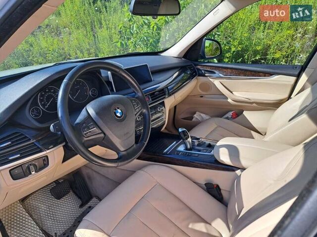 Белый БМВ Х5, объемом двигателя 3 л и пробегом 225 тыс. км за 22500 $, фото 7 на Automoto.ua