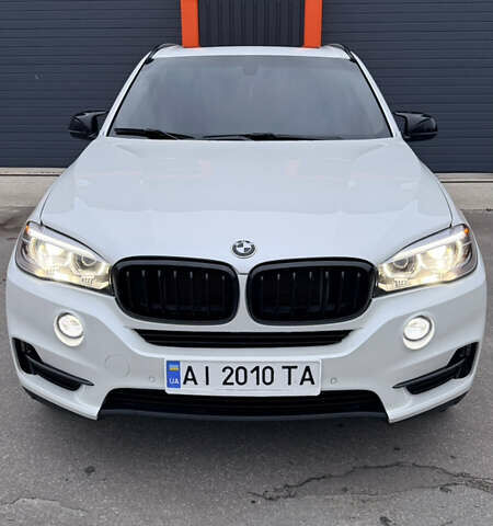Белый БМВ Х5, объемом двигателя 3 л и пробегом 225 тыс. км за 28999 $, фото 5 на Automoto.ua