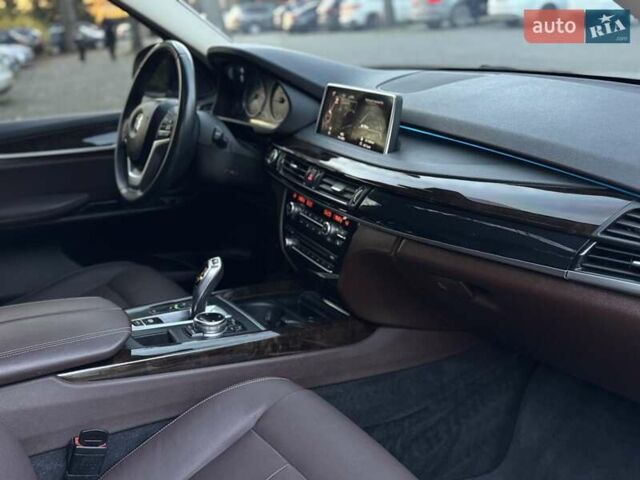 Белый БМВ Х5, объемом двигателя 2.99 л и пробегом 309 тыс. км за 23700 $, фото 30 на Automoto.ua