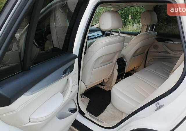 Білий БМВ Х5, об'ємом двигуна 3 л та пробігом 259 тис. км за 29900 $, фото 19 на Automoto.ua