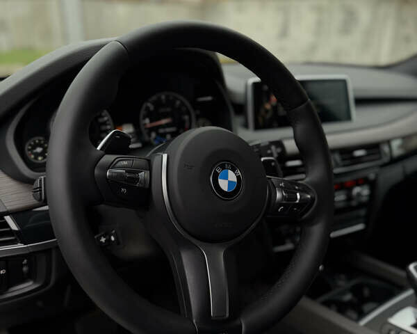 Белый БМВ Х5, объемом двигателя 2.99 л и пробегом 143 тыс. км за 34500 $, фото 8 на Automoto.ua