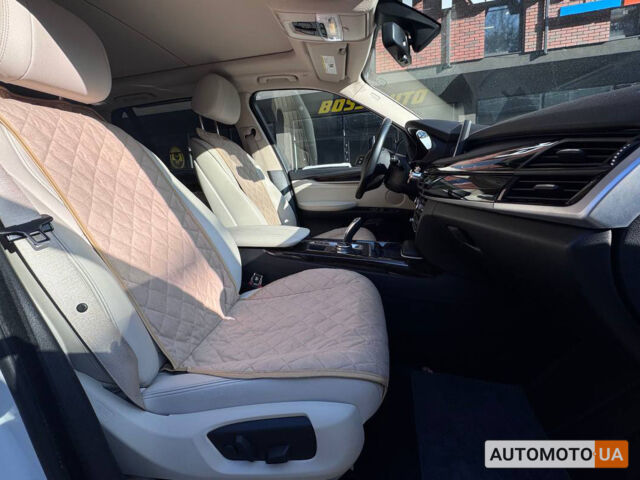 Белый БМВ Х5, объемом двигателя 3 л и пробегом 39 тыс. км за 44000 $, фото 13 на Automoto.ua