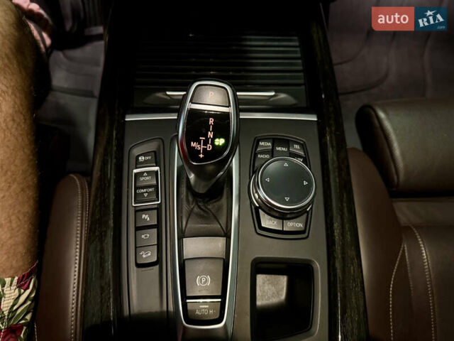 Білий БМВ Х5, об'ємом двигуна 3 л та пробігом 180 тис. км за 35000 $, фото 33 на Automoto.ua