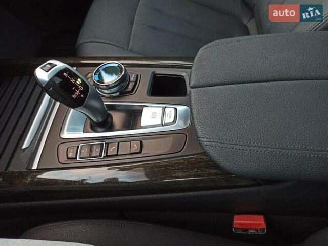 Белый БМВ Х5, объемом двигателя 2.99 л и пробегом 236 тыс. км за 24500 $, фото 39 на Automoto.ua