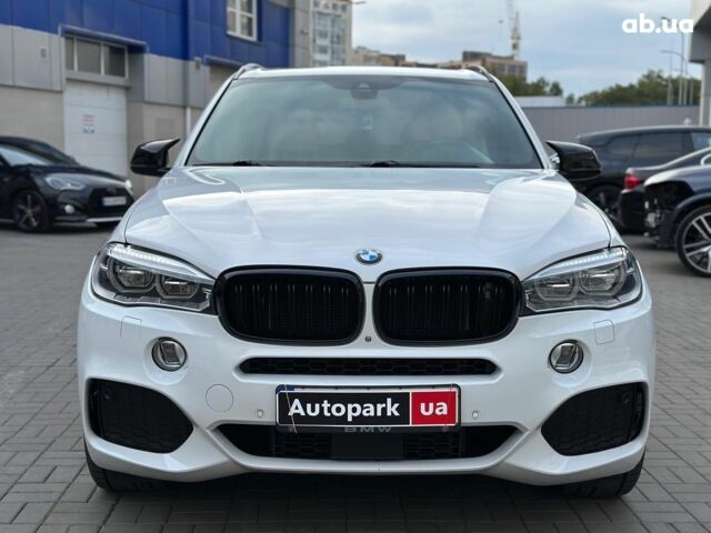 Белый БМВ Х5, объемом двигателя 3 л и пробегом 180 тыс. км за 34990 $, фото 1 на Automoto.ua