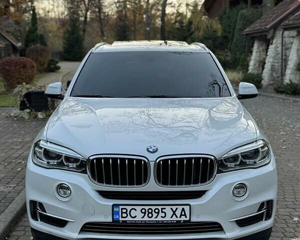Белый БМВ Х5, объемом двигателя 2.99 л и пробегом 309 тыс. км за 23700 $, фото 3 на Automoto.ua