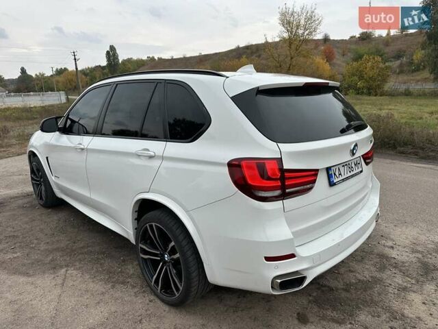 Белый БМВ Х5, объемом двигателя 2.98 л и пробегом 140 тыс. км за 23500 $, фото 6 на Automoto.ua
