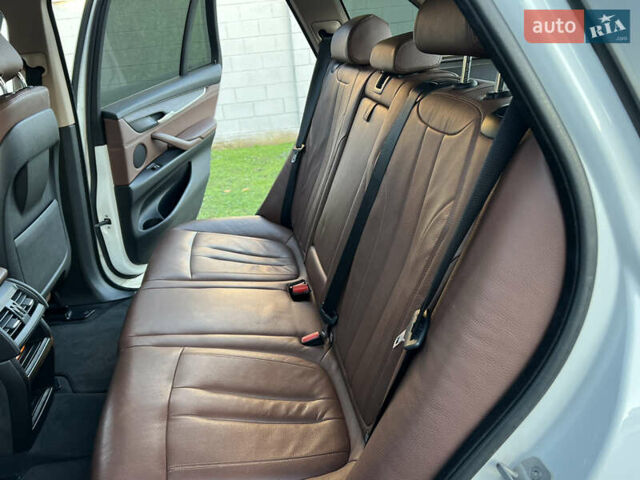 Белый БМВ Х5, объемом двигателя 2 л и пробегом 170 тыс. км за 23500 $, фото 8 на Automoto.ua