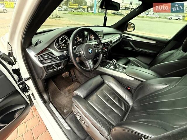 Белый БМВ Х5, объемом двигателя 2.99 л и пробегом 175 тыс. км за 31900 $, фото 52 на Automoto.ua