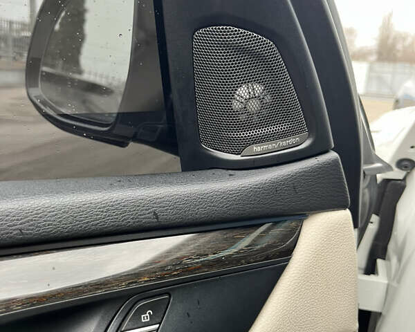 Білий БМВ Х5, об'ємом двигуна 3 л та пробігом 102 тис. км за 25500 $, фото 37 на Automoto.ua