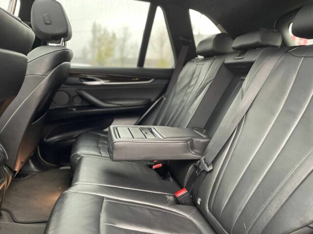 Белый БМВ Х5, объемом двигателя 3 л и пробегом 289 тыс. км за 26400 $, фото 21 на Automoto.ua