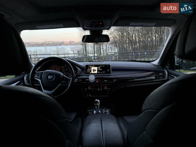 Белый БМВ Х5, объемом двигателя 2.98 л и пробегом 192 тыс. км за 22700 $, фото 25 на Automoto.ua