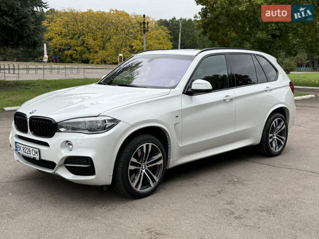 Білий БМВ Х5, об'ємом двигуна 2.99 л та пробігом 215 тис. км за 35000 $, фото 8 на Automoto.ua