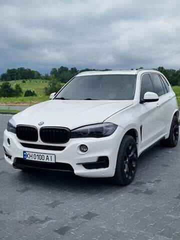 Белый БМВ Х5, объемом двигателя 2.98 л и пробегом 184 тыс. км за 22000 $, фото 22 на Automoto.ua