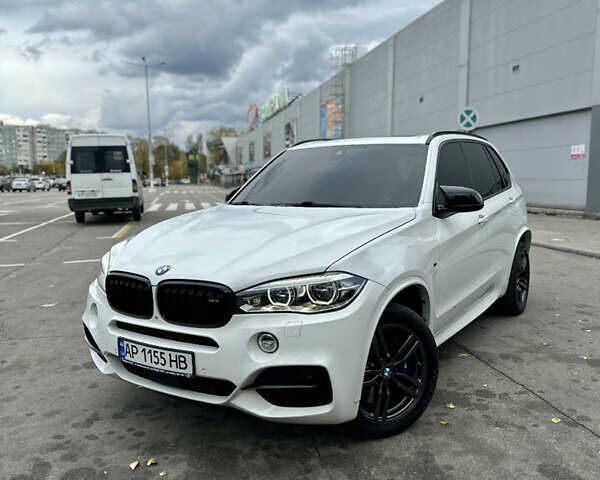 Белый БМВ Х5, объемом двигателя 3 л и пробегом 263 тыс. км за 35900 $, фото 14 на Automoto.ua