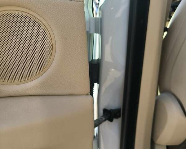 Белый БМВ Х5, объемом двигателя 3 л и пробегом 187 тыс. км за 21999 $, фото 23 на Automoto.ua