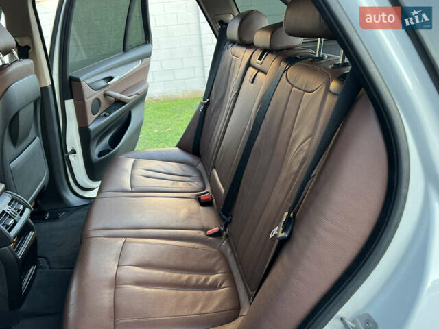 Белый БМВ Х5, объемом двигателя 2 л и пробегом 169 тыс. км за 23800 $, фото 86 на Automoto.ua