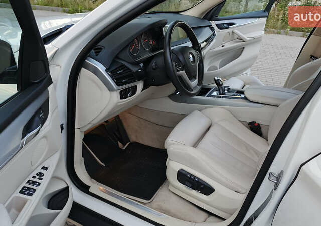 Білий БМВ Х5, об'ємом двигуна 3 л та пробігом 259 тис. км за 29900 $, фото 18 на Automoto.ua