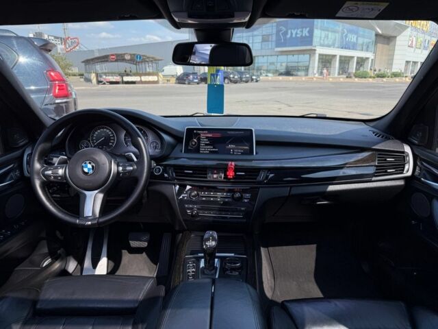 Білий БМВ Х5, об'ємом двигуна 3 л та пробігом 288 тис. км за 26666 $, фото 19 на Automoto.ua