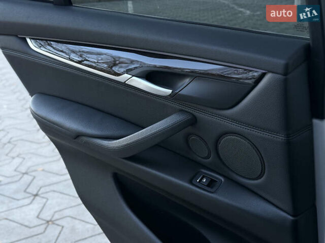 Белый БМВ Х5, объемом двигателя 2.98 л и пробегом 192 тыс. км за 22700 $, фото 53 на Automoto.ua