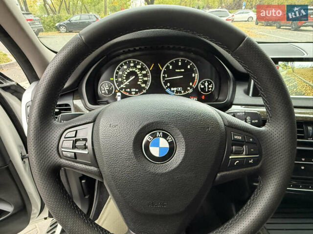 Белый БМВ Х5, объемом двигателя 3 л и пробегом 287 тыс. км за 23999 $, фото 34 на Automoto.ua