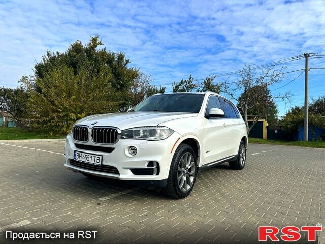 Білий БМВ Х5, об'ємом двигуна 3 л та пробігом 270 тис. км за 18950 $, фото 1 на Automoto.ua