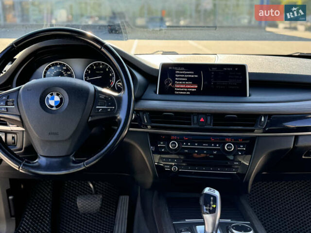 Белый БМВ Х5, объемом двигателя 2.98 л и пробегом 159 тыс. км за 20300 $, фото 25 на Automoto.ua