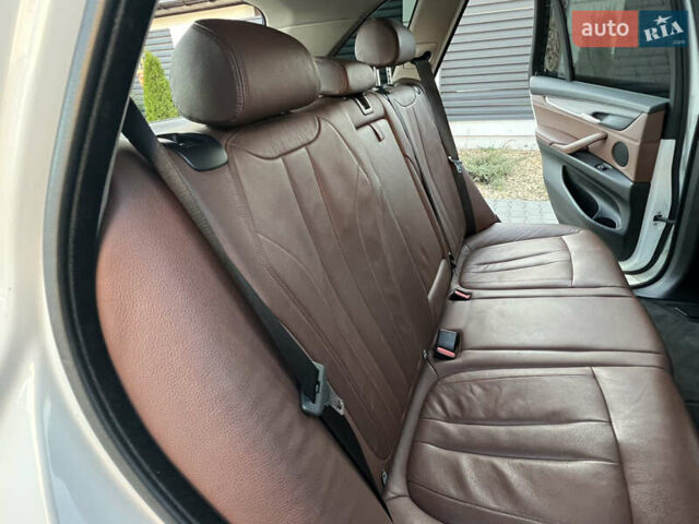 Белый БМВ Х5, объемом двигателя 2 л и пробегом 169 тыс. км за 23800 $, фото 27 на Automoto.ua