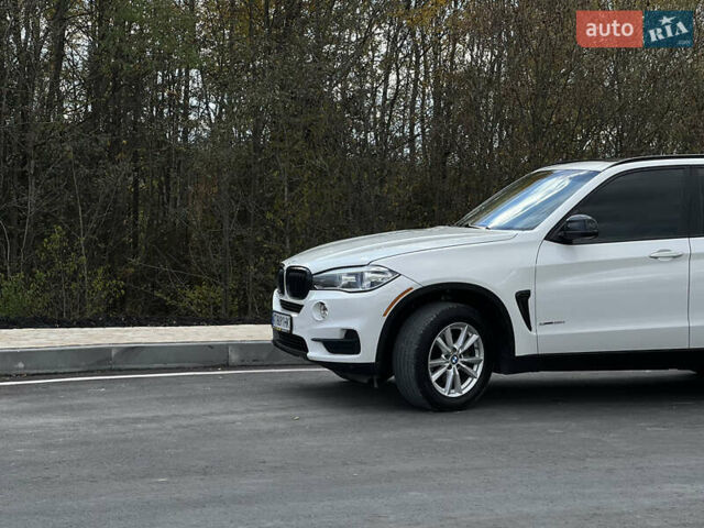 Белый БМВ Х5, объемом двигателя 2.98 л и пробегом 135 тыс. км за 20000 $, фото 9 на Automoto.ua