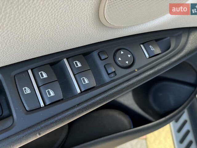 Белый БМВ Х5, объемом двигателя 2.99 л и пробегом 297 тыс. км за 29999 $, фото 9 на Automoto.ua