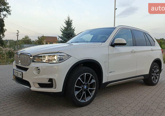 Білий БМВ Х5, об'ємом двигуна 3 л та пробігом 259 тис. км за 29900 $, фото 1 на Automoto.ua