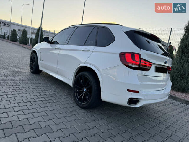 БМВ Х5 2014 в Днепре (Днепропетровске) на Automoto.ua Белый БМВ Х5, объемом двигателя 2.98 л и пробегом 140 тыс. км за 29000 $, фото 10 на Automoto.ua