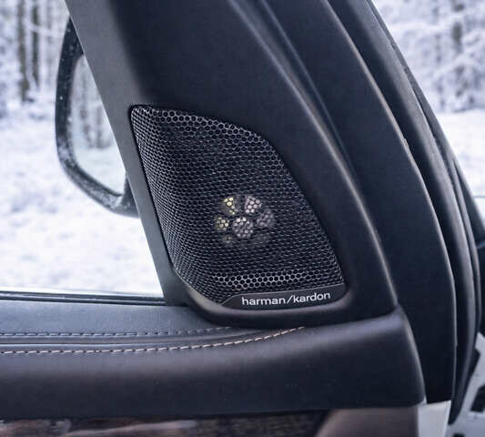 Белый БМВ Х5, объемом двигателя 2.98 л и пробегом 269 тыс. км за 20200 $, фото 7 на Automoto.ua