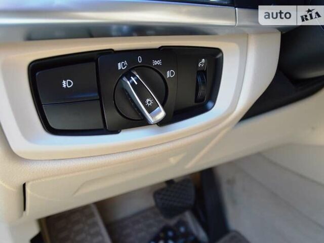 Белый БМВ Х5, объемом двигателя 3 л и пробегом 175 тыс. км за 21900 $, фото 15 на Automoto.ua