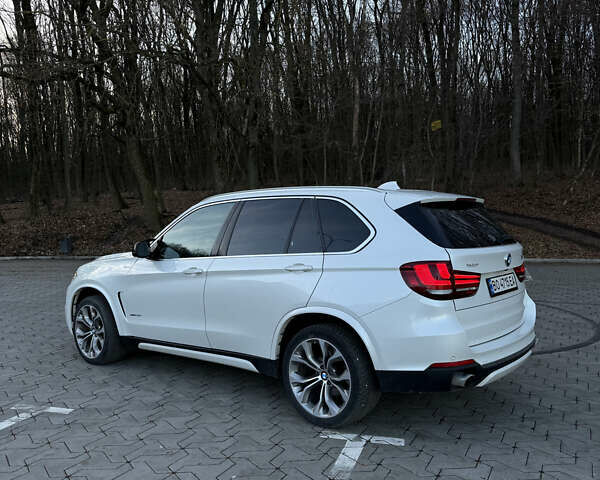 Белый БМВ Х5, объемом двигателя 2.98 л и пробегом 192 тыс. км за 22700 $, фото 8 на Automoto.ua