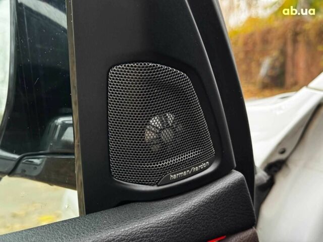 Белый БМВ Х5, объемом двигателя 3 л и пробегом 241 тыс. км за 18440 $, фото 16 на Automoto.ua