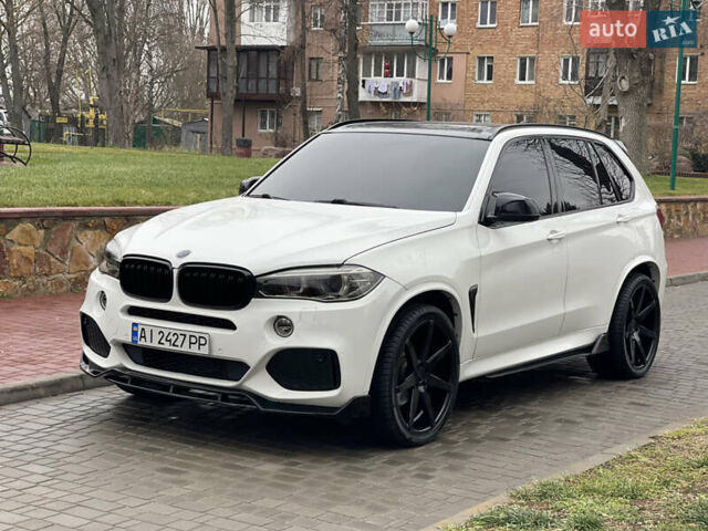 Белый БМВ Х5, объемом двигателя 2.98 л и пробегом 235 тыс. км за 22500 $, фото 4 на Automoto.ua