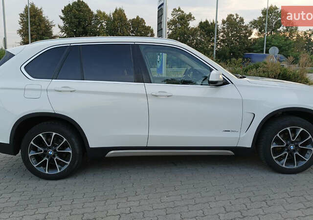 Білий БМВ Х5, об'ємом двигуна 3 л та пробігом 259 тис. км за 29900 $, фото 12 на Automoto.ua