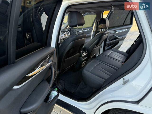 Белый БМВ Х5, объемом двигателя 2.99 л и пробегом 244 тыс. км за 21999 $, фото 19 на Automoto.ua